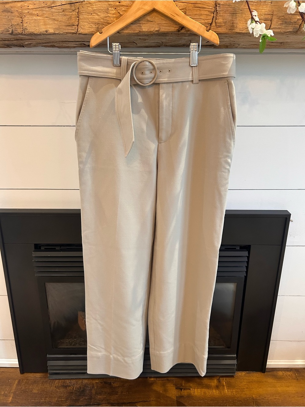 Club Monaco Light Beige Straight-Leg Belted Pants